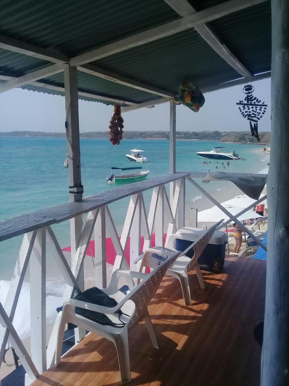 Cabanas Black And White 호텔 Cartagena 외부 사진