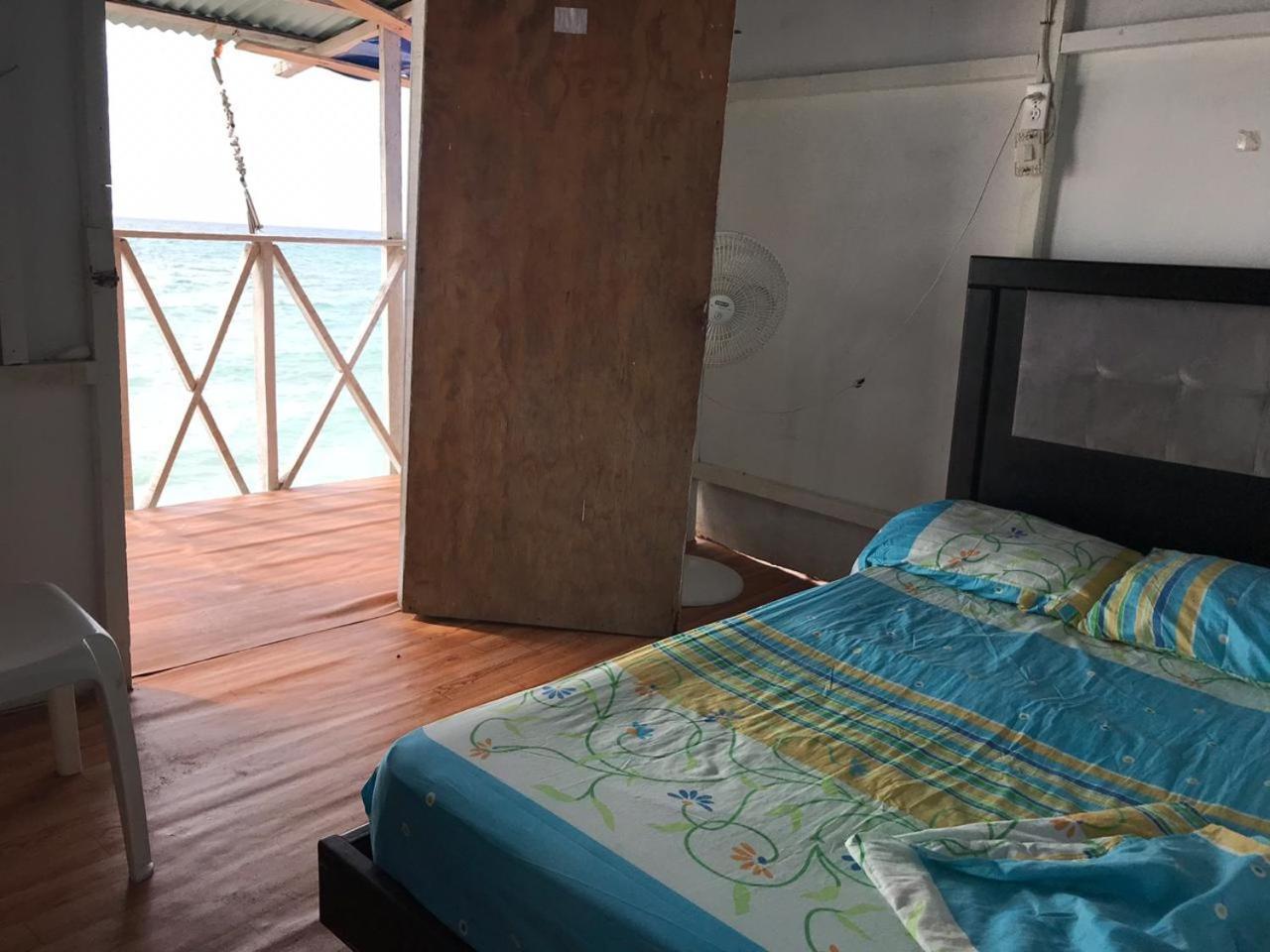 Cabanas Black And White 호텔 Cartagena 외부 사진
