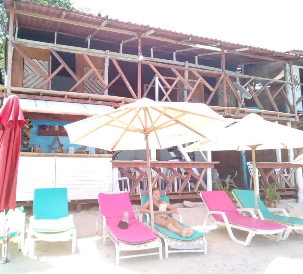 Cabanas Black And White 호텔 Cartagena 외부 사진