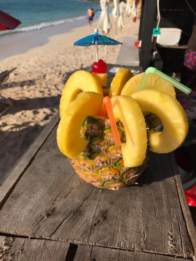 Cabanas Black And White 호텔 Cartagena 외부 사진